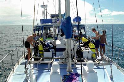 preparing the dive equipment