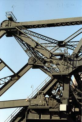 v3/10/566010/3/50473736.Bridge01.jpg