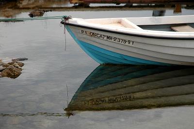 Small boat - Port Sanitj