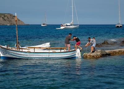 Going to a solitary beach - Es Grau