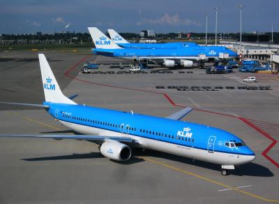 PH-BXT  KLM  B737-800