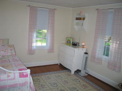 27sale_bedroom2.jpg