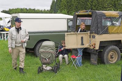 Lokalombud Urban med familj och LW