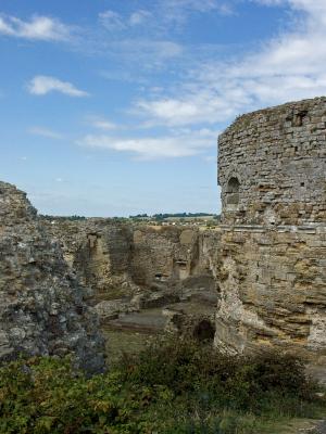 Camber castle, Southwest courtyard