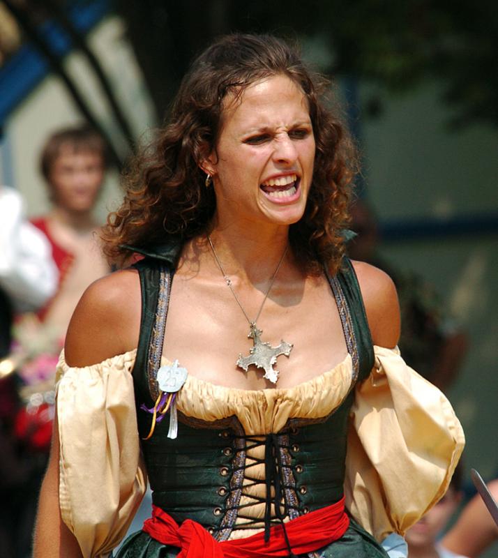 wench1.jpg