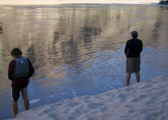 Last pee in the river (MJ)
