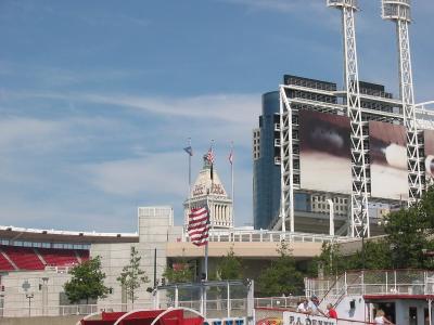 Great American Ballpark and PNC building