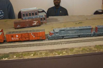 Liz Allen's Engines on the Free-mo Layout