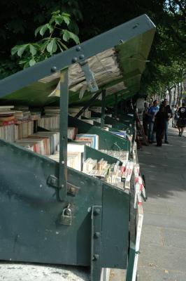 Bouquiniste's stall