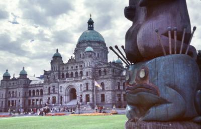 _PARLIAMENT-HOUSE-VICTORIA.jpg