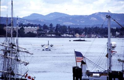 VICTORIA-HARBOUR-SEA-PLANE.jpg