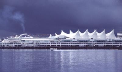 VANCOUVER-CANADA-PLACE.jpg