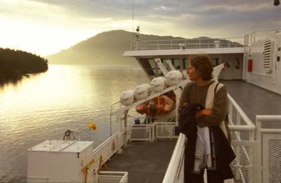 VANCOUVER-ISLAND-FERRY2.jpg