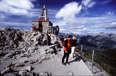 WEATHER-OBSERVATORY-SULPHUR.jpg