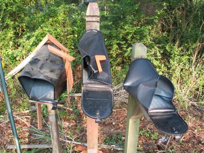 Mailbox Smash0007re.jpg