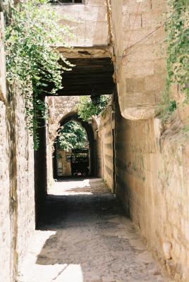 arches in Hama