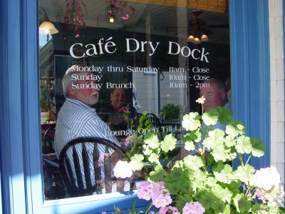 v3/14/420414/3/50445951.CafeDryDock.jpg