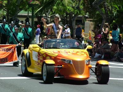 Miss Hawaii 2004 at the 89th King Kamehameha Day Parade 
