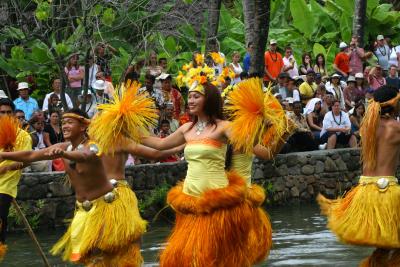 Tahiti Dancers - Polynesian Cultural Center