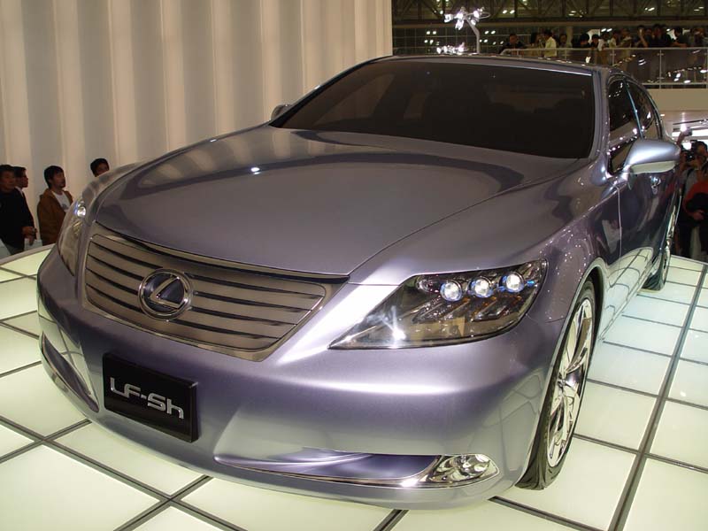 Lexus LF-Sh