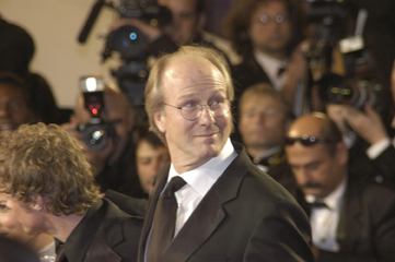 v3/15/181115/1/44894916.williamhurt.jpg