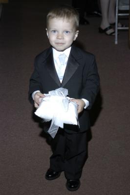 v3/15/181115/3/46626706.ringbearer1.jpg