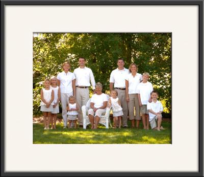 Pictures in the Grove - Bailey's Grove Families