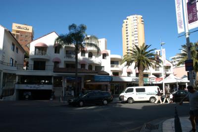 v3/16/290516/3/46594457.SurfersParadise02.jpg
