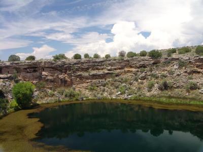 Montezumas Well 01.jpg