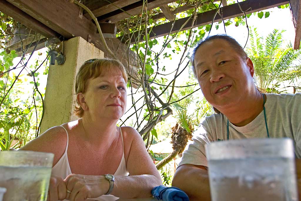 Lunch at the Maui Onion