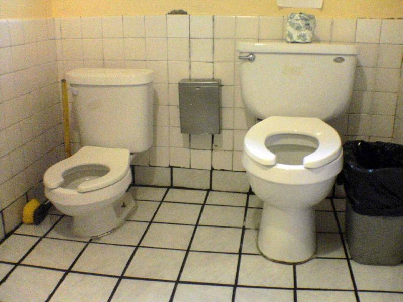 Toilets  10/24/2005