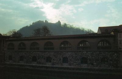 v3/17/118917/3/45187708.Photo_cc1.jpg