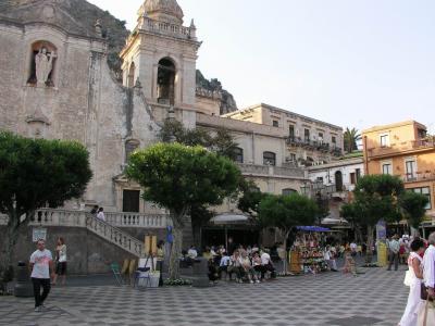 An afternoon in Taormina