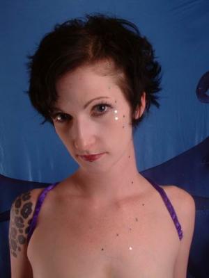 Dinan 02 (nudity)