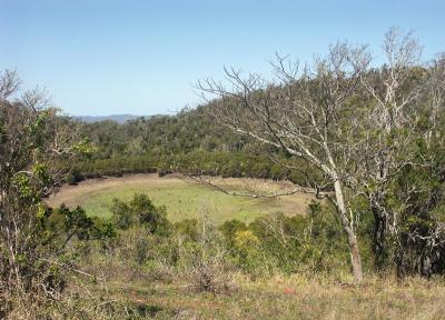 Old volcanic crater, Coalstoun Lakes