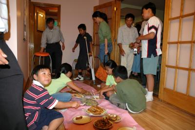 Toan da banh trat chan