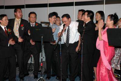  Dam '' nha la''  nay ron rang qua!