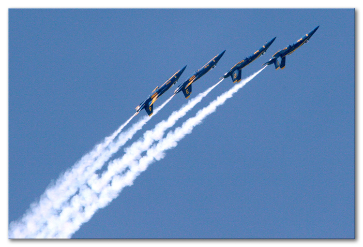Blue Angels, Red Bull Air Races