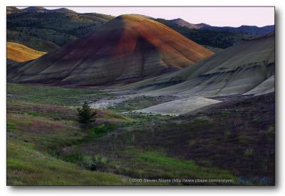 Sunset at Painted Hills