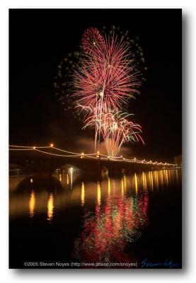 Fireworks 4 : Tempe Town Lake