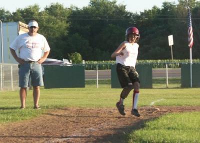 Emmer Dances At Third