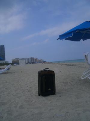 Suitcase out to MIAMI BEACH!