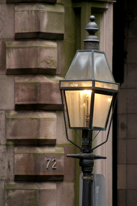 Gaslamp, Mount Vernon Street