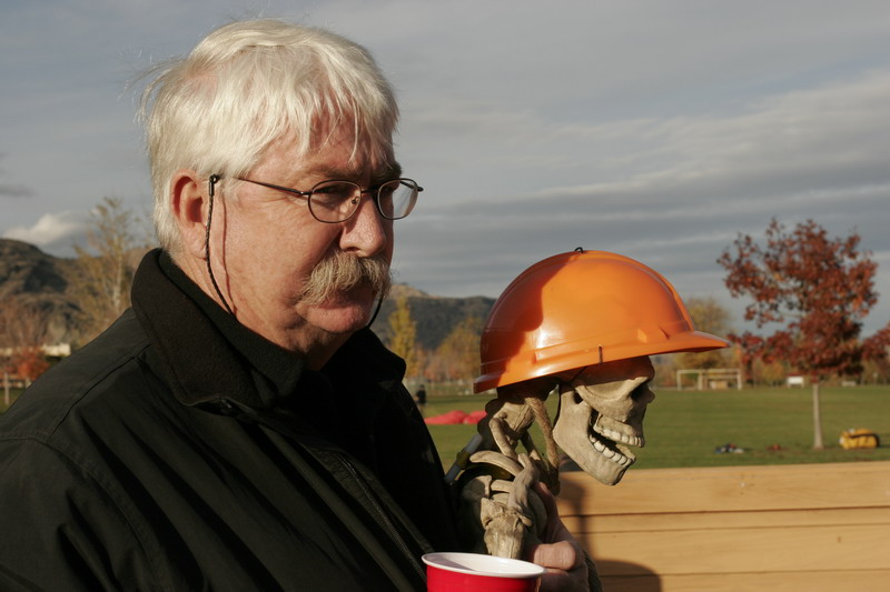 Murdoch and friend