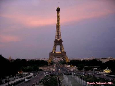 Tha'p Eiffel - Paris
