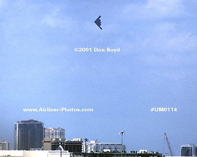 2001 - USAF B-2 Spirit bomber over Ft. Lauderdale military aviation stock photo #UM0114