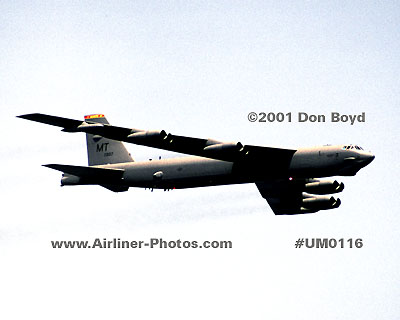 2001 - USAF Boeing B-52H Stratofortress 61-0007 (c/n 464434) at the 2001 Air & Sea Show aviation stock photo #UM0116