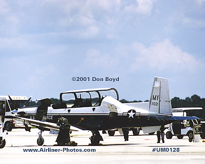 2001 - USAF Raytheon Beech T-6A Texan II 97-021 military aviation stock photo #UM0128