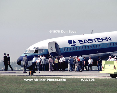 1978 - Eastern B727-25 N8126N landing without a nose gear at Miami aviation accident stock photo #AI7808