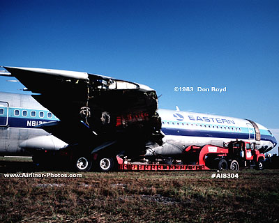 1983 - Eastern B727-225/Adv N812EA landed without right main gear at Miami aviation accident stock photo #AI8304